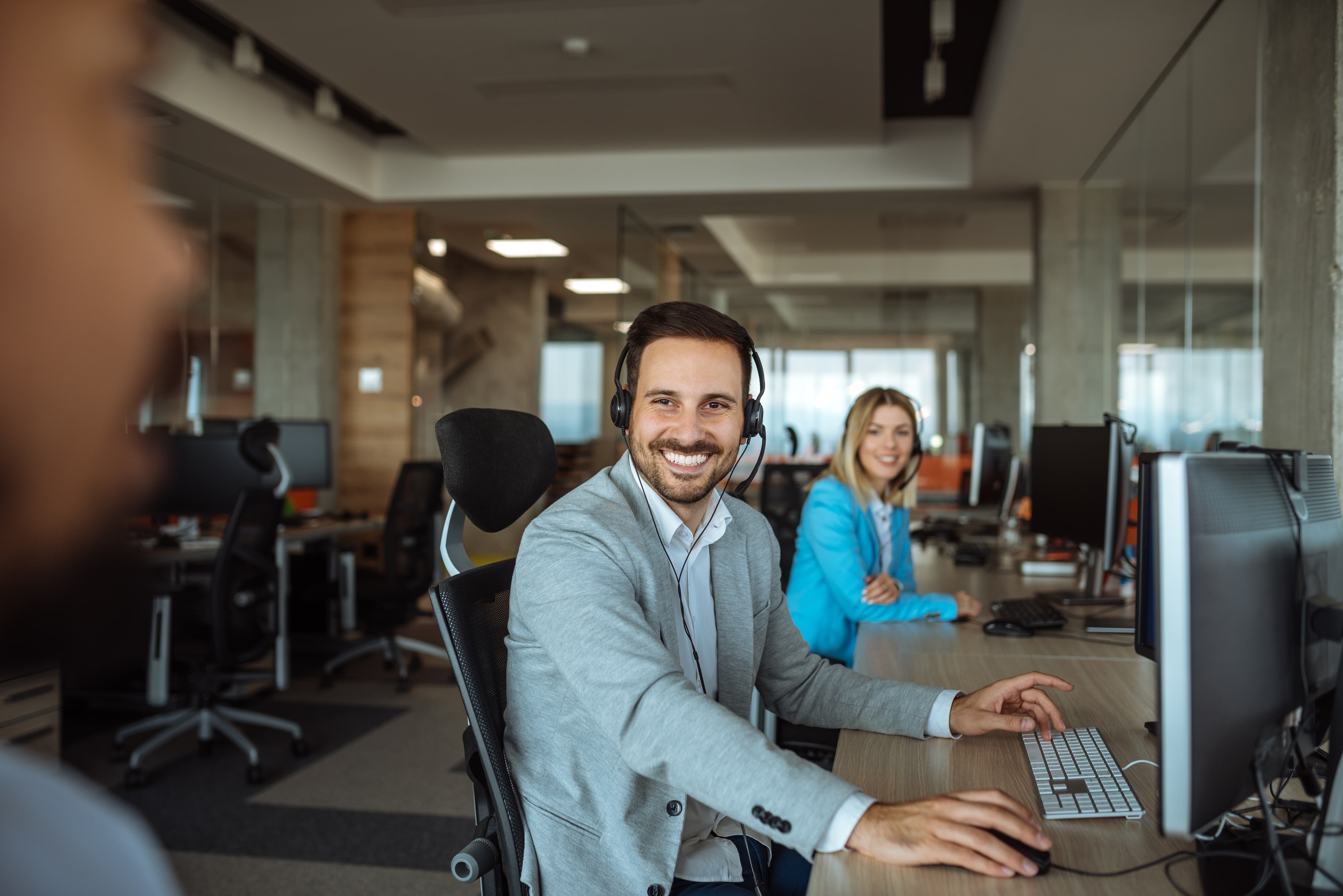 A day in the life of a Call & Contact Centre Representative