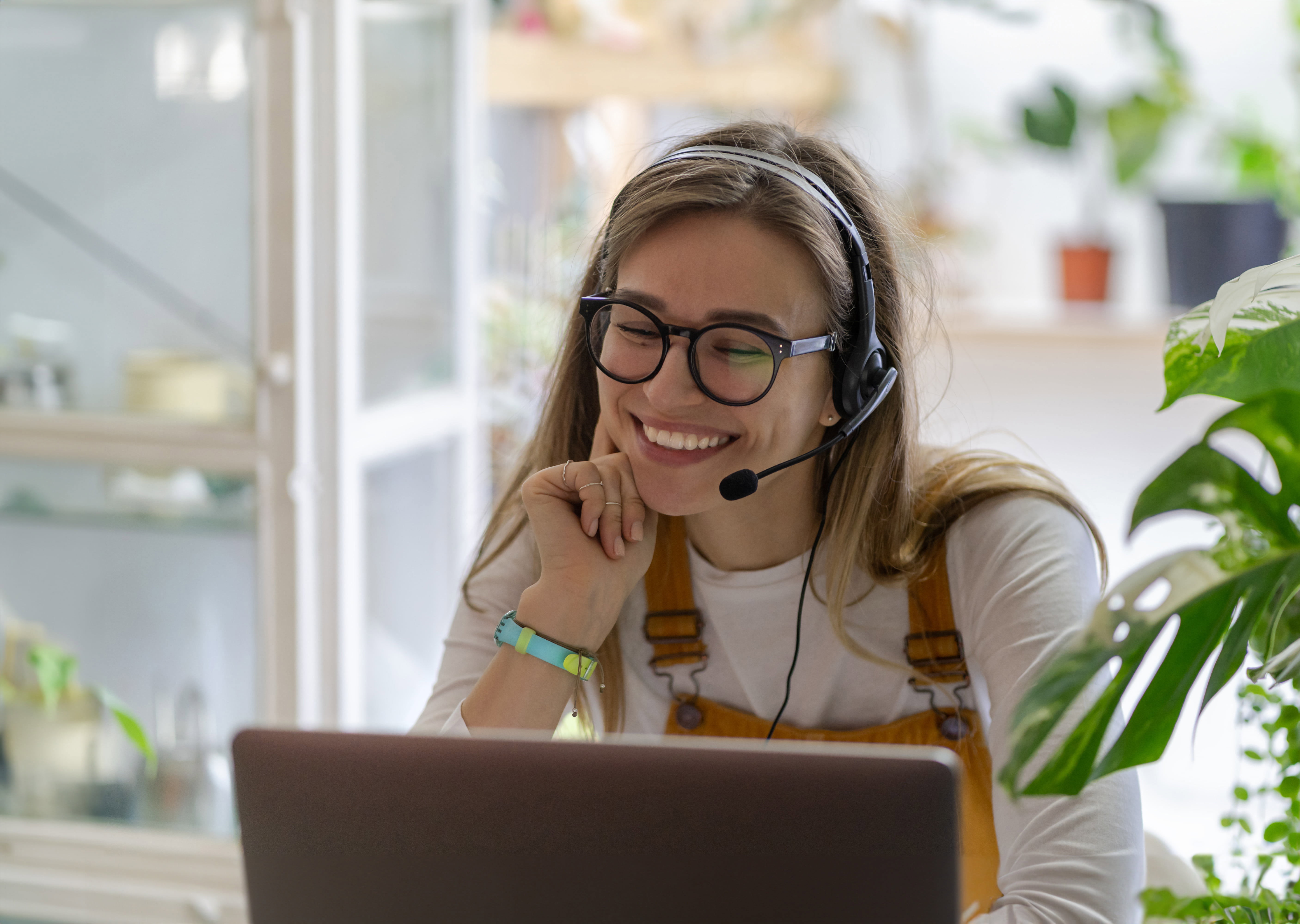 Work from home in Customer Service